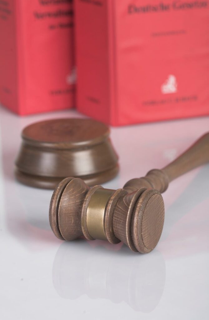 dish, verdict, law, judge, hammer, code