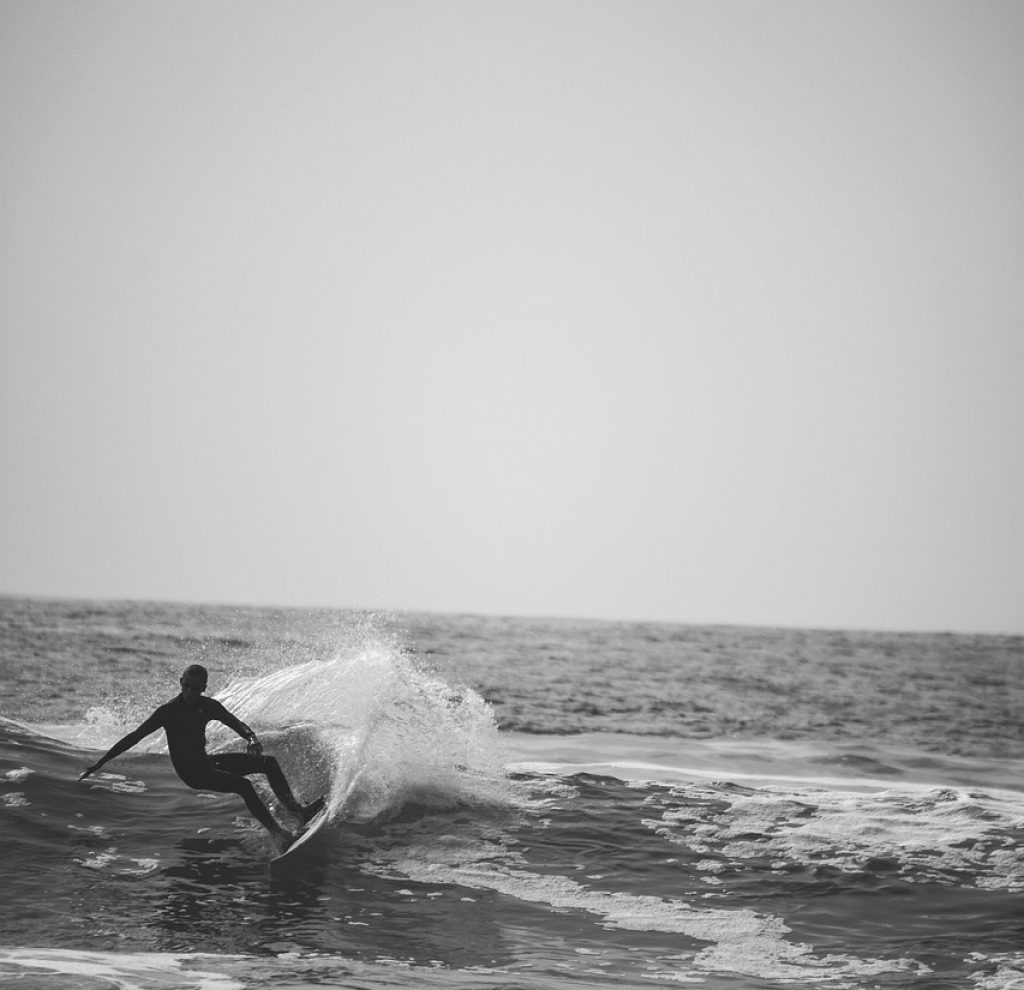 surf, wave, sea, ocean, the water, surfer, beach, nature, splash, spray, mousse, motion, turquoise, power, blue, travel, active, wind, summer, sports, extreme, the activity, dynamic, woman, humid